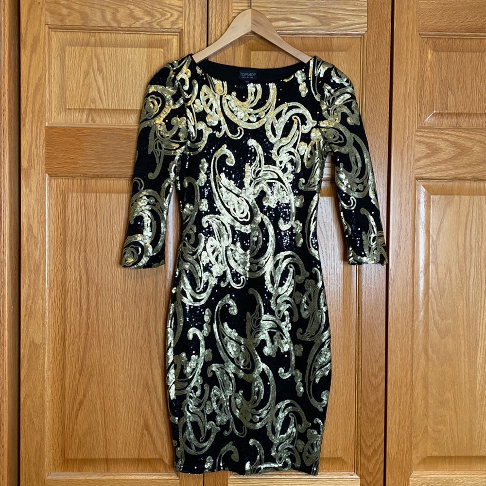 Topshop gold and black sequined bodycon dress size 4 stretch 3/4 sleeved